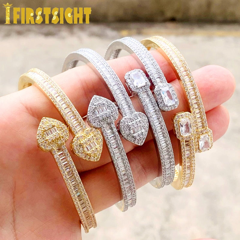 2022 New Iced Out Bling Baguette CZ Square Charm Bracelet Zircon Heart Opened Bangle For Men Women Hiphop Luxury Jewelry