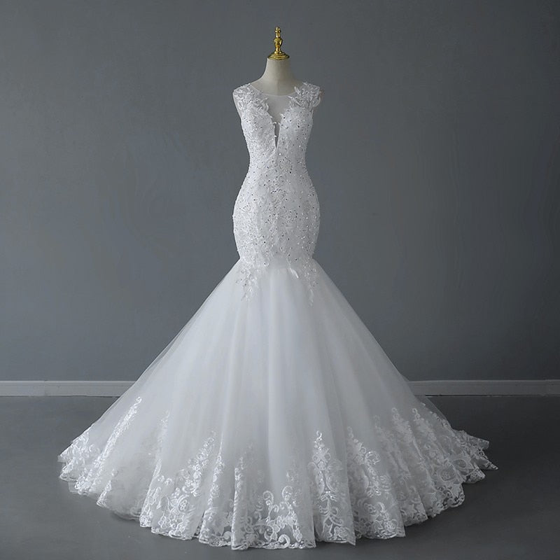 Classic O Neck Mermaid Wedding Dress With Small Train
