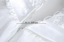 Load image into Gallery viewer, Free Shipping New 2016 White Wedding dresses Fashion Bride Wedding frocks Princess Wedding gowns Lace Sexy Vestidos De Novia H46
