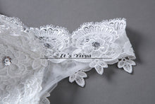 Load image into Gallery viewer, Free Shipping New 2016 White Wedding dresses Fashion Bride Wedding frocks Princess Wedding gowns Lace Sexy Vestidos De Novia H46
