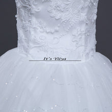 Load image into Gallery viewer, Free shipping New 2017 Summer O-neck Lace White Wedding Dresses Plus size Princess Bride Frocks Vestidos De Novia HS246
