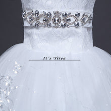 Load image into Gallery viewer, HOT Free shipping new 2015 white princess fashionable lace wedding dress romantic tulle wedding dresses Vestidos De Novia HS107
