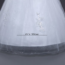 Load image into Gallery viewer, HOT Free shipping new 2015 white princess fashionable lace wedding dress romantic tulle wedding dresses Vestidos De Novia HS107
