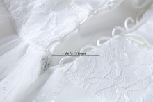 Load image into Gallery viewer, HOT Free shipping new 2015 white princess fashionable lace wedding dress romantic tulle wedding dresses Vestidos De Novia HS107
