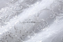 Load image into Gallery viewer, Free shipping 2015 new white high quality wedding dress princess Vestidos De Novia fashion wedding gown HS410
