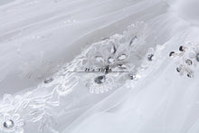 Load image into Gallery viewer, Free shipping white Wedding Dress Bride Princess Lace up Sequins Wedding Frocks Cheap Bridal Ball Gowns Vestidos De Novia HS108
