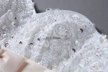 Load image into Gallery viewer, Free shipping 2015 new white princess wedding gown designer remantic lace up wedding dress bride dresses Vestidos De Novia Y326
