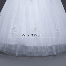 Load image into Gallery viewer, Free shipping 2017 Summer Sleeves Lace Boat Neck Wedding Dresses Plus size Princess Bride Gowns Vestidos De Novia HS252

