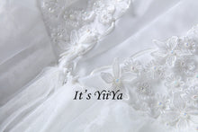 Load image into Gallery viewer, Free Shipping Appliques Wedding dresses Strapless Vestidos De Novia Off white dress Bridal Ball gowns Sleeveless Frocks IY032
