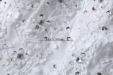 Load image into Gallery viewer, Free shipping 2016 V-neck White Bride Princess Fashion Vestidos De Novia Bride Wedding Ball Gowns Cheap Wedding Frocks HS227
