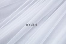 Load image into Gallery viewer, 2017 New Free shipping Strapless Sleeveless Wedding Dresses Plus size Ball Gowns Appliques Frocks dress Vestidos De Novia IY009
