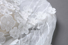 Load image into Gallery viewer, Free Shipping Wedding dresses O-neck Vestidos De Novia Off white dress Bridal Ball gowns Long sleeve Frocks Appliques IY031
