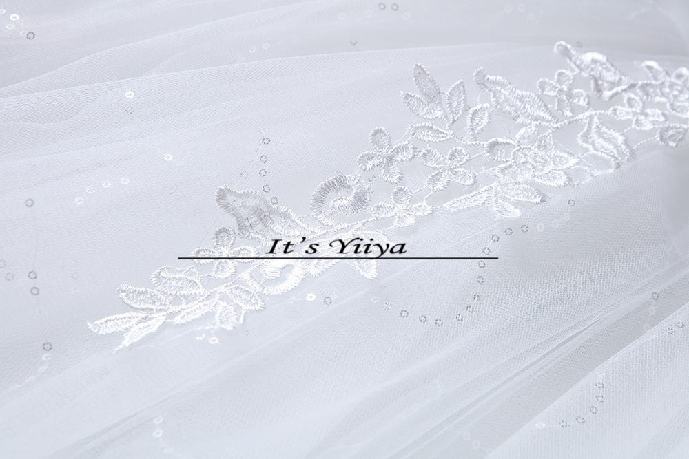 Free shipping 2017 Summer Half Sleeves Lace Boat Neck Wedding Dresses Plus size Princess Bride Gowns Vestidos De Novia HS259