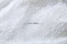 Load image into Gallery viewer, Free shipping New 2017 Summer O-neck Lace Simple Wedding Dress Plus size Princess Bride Frocks Vestidos De Novia HS249
