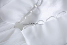 Load image into Gallery viewer, Free shipping wedding dresses white plus size lace dress cheap wedding gowns short sleeves bride dresses Vestidos De Novia HS162
