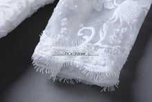 Load image into Gallery viewer, Free shipping New 2017 Summer Boat Neck Lace Sleeves Wedding Dresses Plus size Princess Bride Frocks Vestidos De Novia HS248
