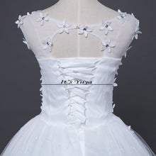 Load image into Gallery viewer, White Wedding Dresses Free shipping YiiYa 2017 new Elegant wedding frocks pincess flowers Vestidos De Novia ball gowns HS212
