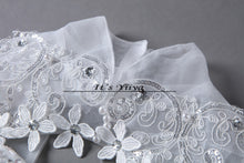 Load image into Gallery viewer, Free Shipping Cheap White Sexy Wedding Frocks Princess High Collar Sexy Wedding Dress Bride Vestidos De Novia Ball Gowns H60
