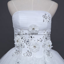 Load image into Gallery viewer, HOT Free shipping new 2015 white princess fashionable lace wedding dress romantic tulle wedding dresses Vestidos De Novia HS111
