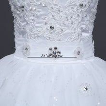 Load image into Gallery viewer, Free shipping 2016 High Quality White or Red Wedding Dress Sexy Princess Sequins Vestidos De Novia Frocks Ball gowns HS592
