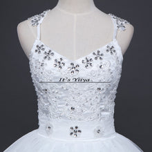 Load image into Gallery viewer, Free shipping 2016 High Quality White or Red Wedding Dress Sexy Princess Sequins Vestidos De Novia Frocks Ball gowns HS592
