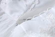 Load image into Gallery viewer, Free shipping New 2017 Summer Ruffles Bling Strapless Wedding Dresses Plus size Princess Bride Gowns Vestidos De Novia HS255
