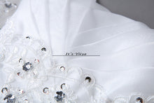 Load image into Gallery viewer, Free shipping New 2017 Summer Ruffles Bling Strapless Wedding Dresses Plus size Princess Bride Gowns Vestidos De Novia HS255
