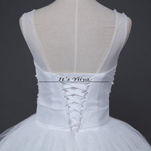 Load image into Gallery viewer, Free shipping new 2016 quality wedding dress white wedding gown bridal Sleeveless wedding dresses Bride Vestidos De Novia Y1095
