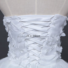 Load image into Gallery viewer, Free shipping New 2017 Summer Flowers Strapless Wedding Dresses Plus size Princess Bride Gowns Vestidos De Novia HS254
