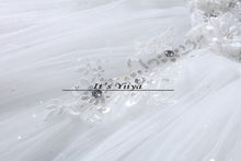 Load image into Gallery viewer, Free shipping New 2016 Wedding Dresses Sexy Lace White Wedding Ball Gowns Wedding Frocks Wedding Dress Vestidos De Novia H82
