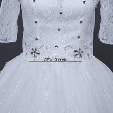 Load image into Gallery viewer, Free shipping New 2016 Half Sleeves Wedding Dresses Sexy Lace red White Wedding Ball Gowns Wedding Frocks Vestidos De Novia H79

