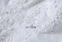 Load image into Gallery viewer, Free Shipping Wedding dresses Sweetheart Vestidos De Novia Off white dress Bridal Ball gowns Long train Sleeveless Frock IY037
