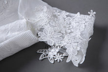 Load image into Gallery viewer, Free Shipping Wedding dresses Sweetheart Vestidos De Novia Off white dress Bridal Ball gowns Long train Sleeveless Frock IY037
