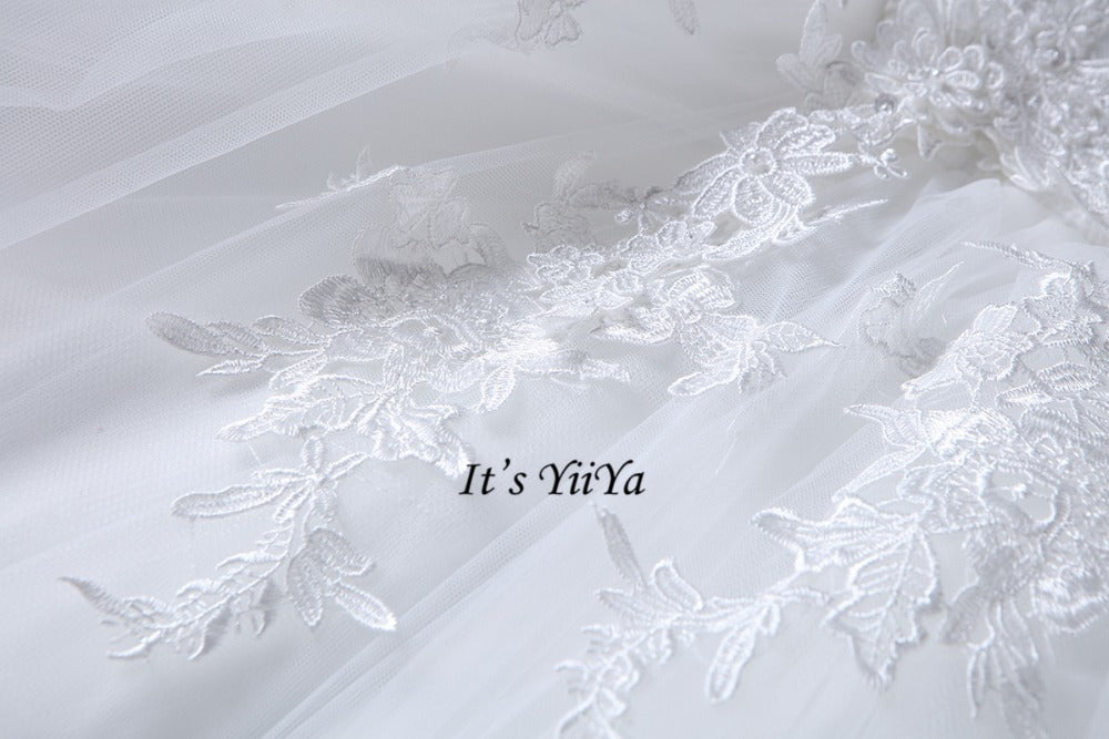 Free Shipping Wedding dresses Sweetheart Vestidos De Novia Off white dress Bridal Ball gowns Long train Sleeveless Frock IY037