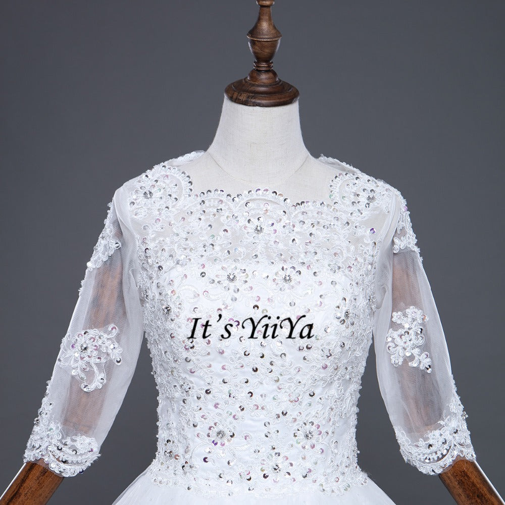 Free Shipping Half sleeve Wedding dresses O-neck Vestidos De Novia Off white dress Bridal Ball gowns Long train Frocks HS620