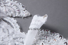 Load image into Gallery viewer, Free Shipping Half sleeve Wedding dresses O-neck Vestidos De Novia Off white dress Bridal Ball gowns Long train Frocks HS620

