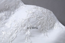 Load image into Gallery viewer, Free shipping New Arrival Strapless Sleeveless Wedding Dresses Long Train Gowns Appliques Frocks dress Vestidos De Novia IY010
