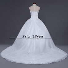 Load image into Gallery viewer, DHL Free Shipping New Train White Vestidos De Novia Design Bride Wedding frocks Strapless Flowers Bridal Wedding dresses TH52
