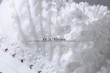Load image into Gallery viewer, DHL Free Shipping New Train White Vestidos De Novia Design Bride Wedding frocks Strapless Flowers Bridal Wedding dresses TH52
