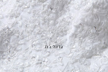 Load image into Gallery viewer, Free Shipping Short Sleeve Wedding dresses Mermaid Vestidos De Novia Off white dress Bridal Ball gowns Long train Frocks HS705
