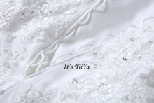 Load image into Gallery viewer, Free Shipping Short Sleeve Wedding dresses Mermaid Vestidos De Novia Off white dress Bridal Ball gowns Long train Frocks HS705
